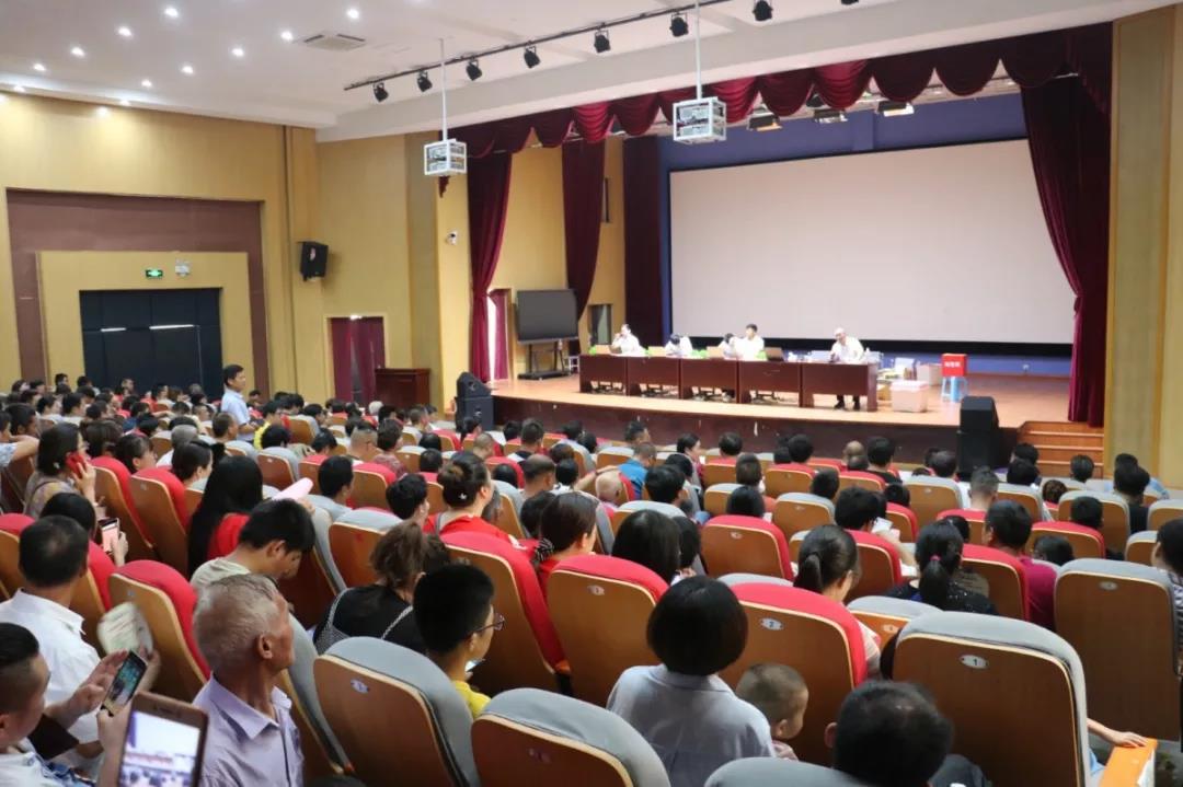 分房啦！义乌这个镇，460多套高层公寓被领走，现场热火朝天！